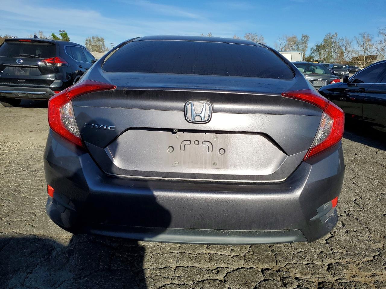 2016 HONDA CIVIC photo 11
