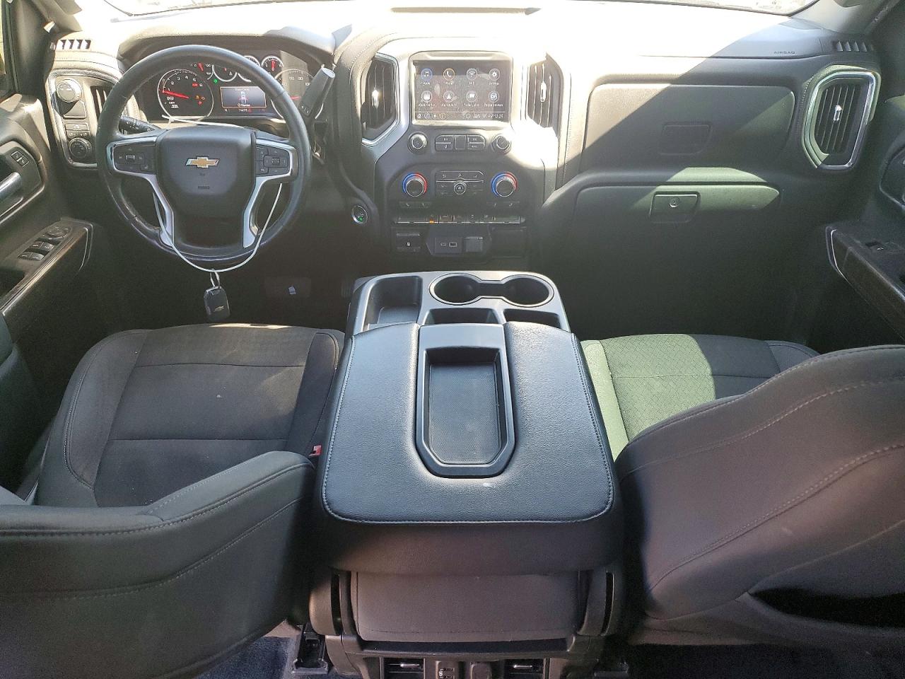 2021 CHEVROLET SILVERADO C1500 LT photo 15
