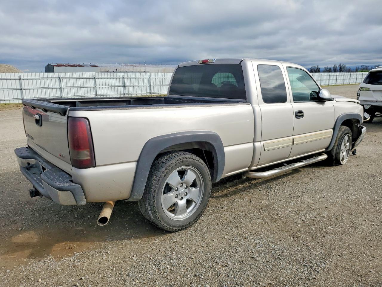2006 CHEVROLET SILVERADO K1500 photo 5