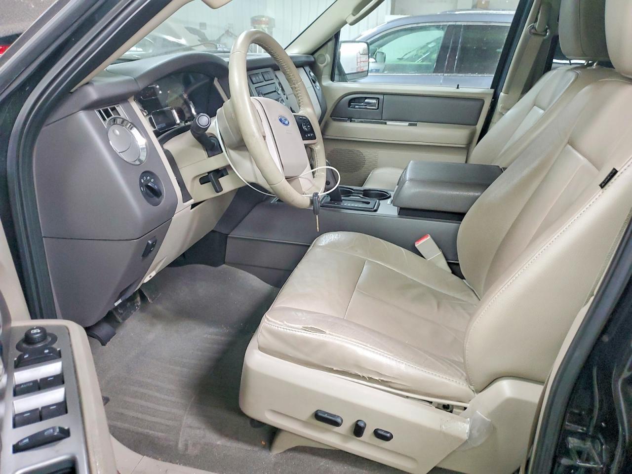 2013 FORD EXPEDITION XLT photo 7