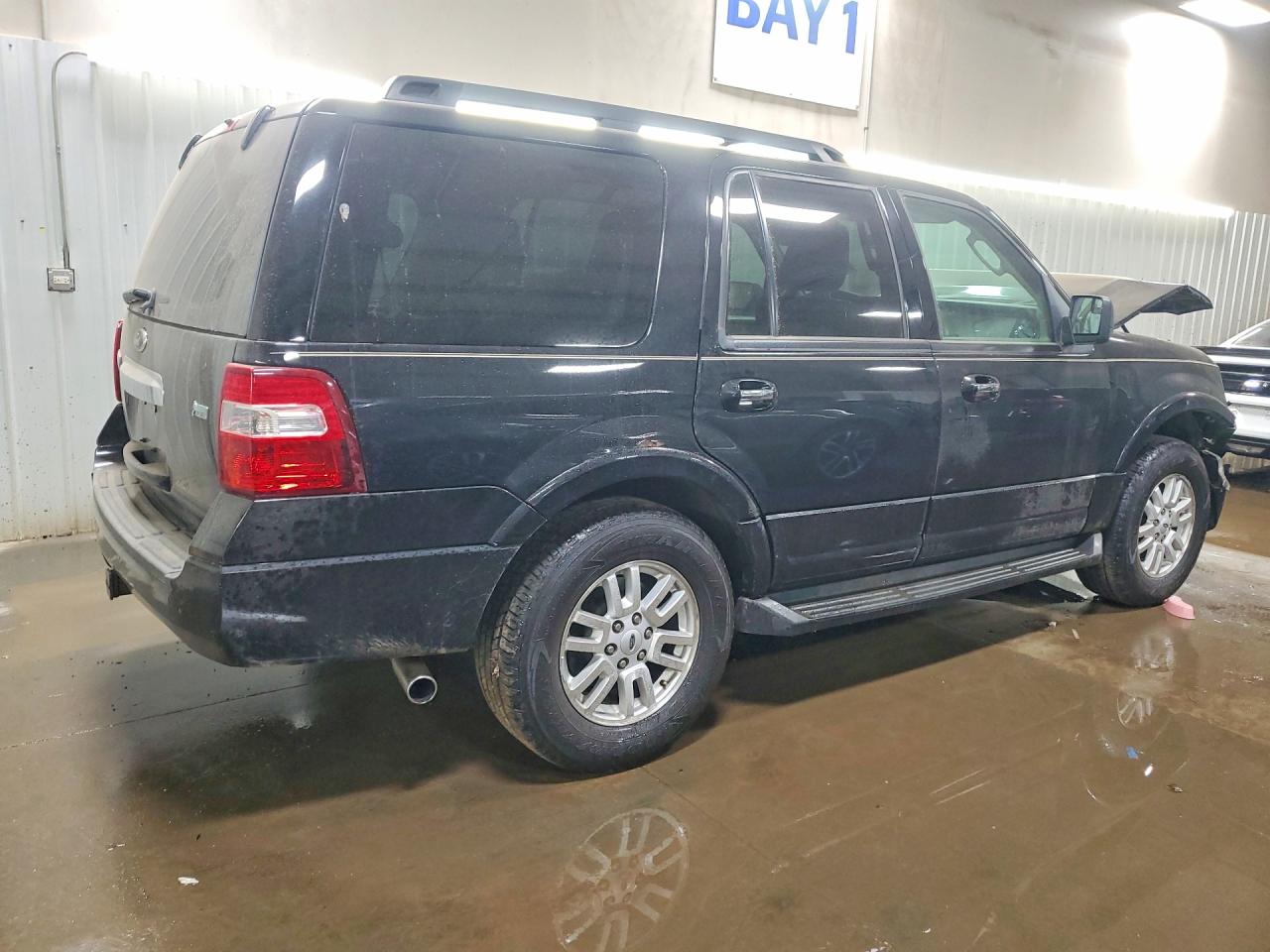 2013 FORD EXPEDITION XLT photo 3
