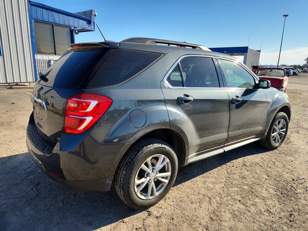2017 CHEVROLET EQUINOX LT photo 3