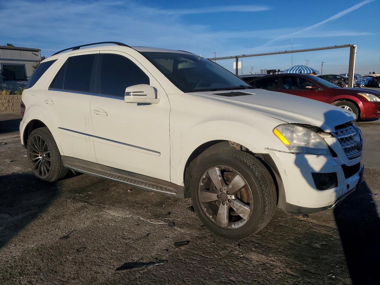 2011 MERCEDES-BENZ ML 350 photo 4