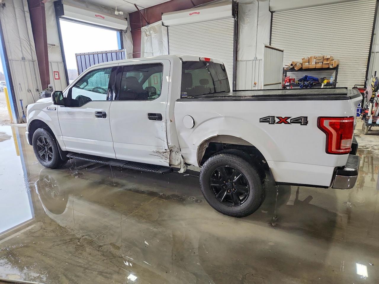 2016 FORD F150 SUPERCREW photo 2