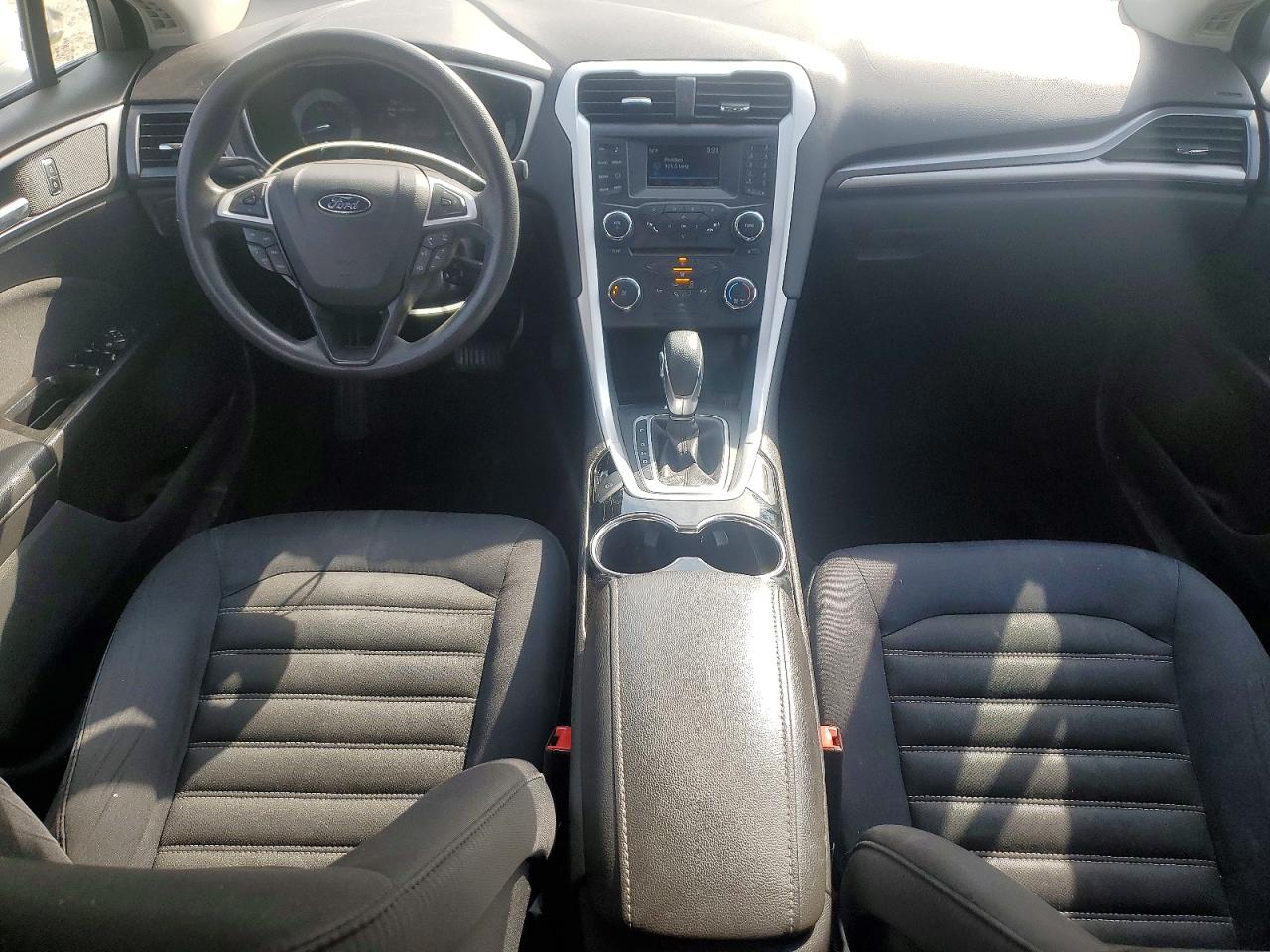 2015 FORD FUSION SE photo 8