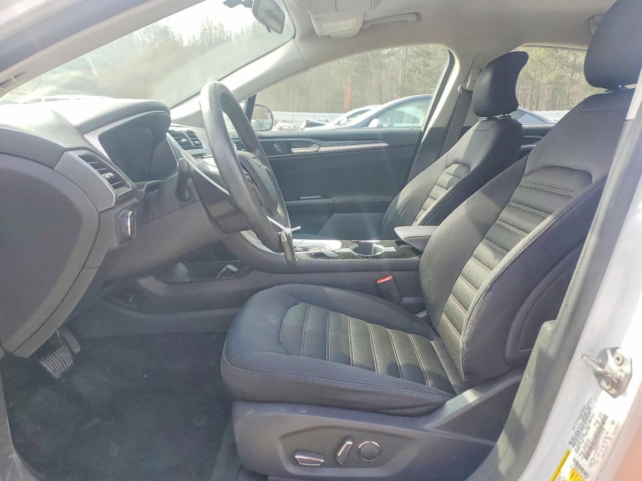 2015 FORD FUSION SE photo 7