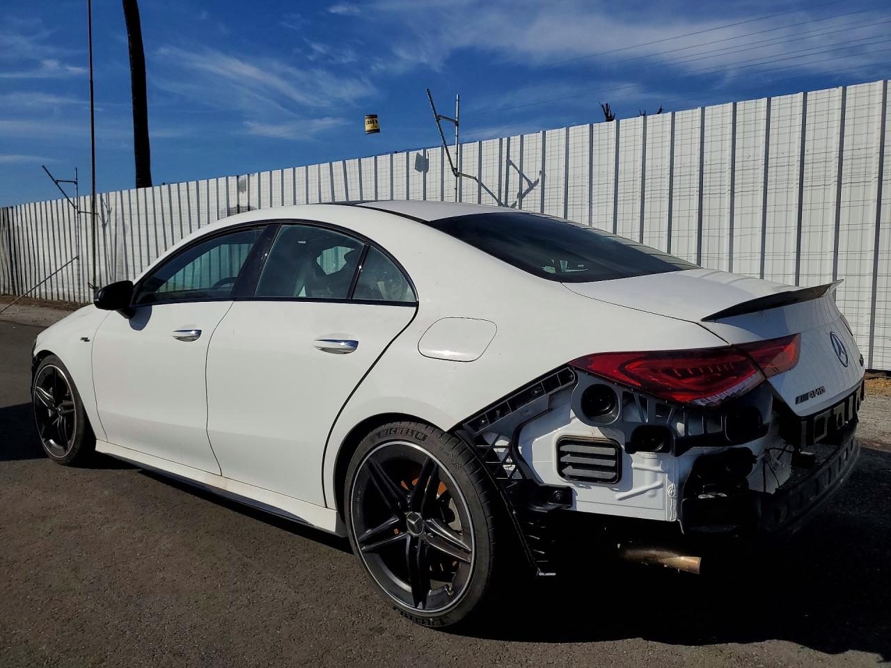 2022 MERCEDES-BENZ CLA 45 AMG photo 3
