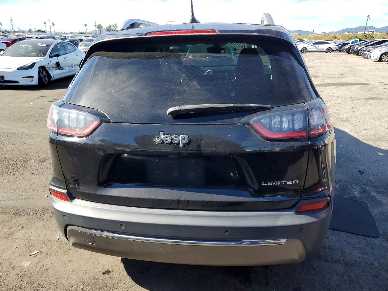 2019 JEEP CHEROKEE LIMITED photo 6