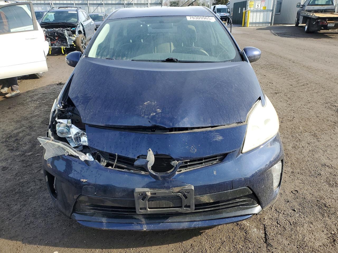 2013 TOYOTA PRIUS TWO photo 13