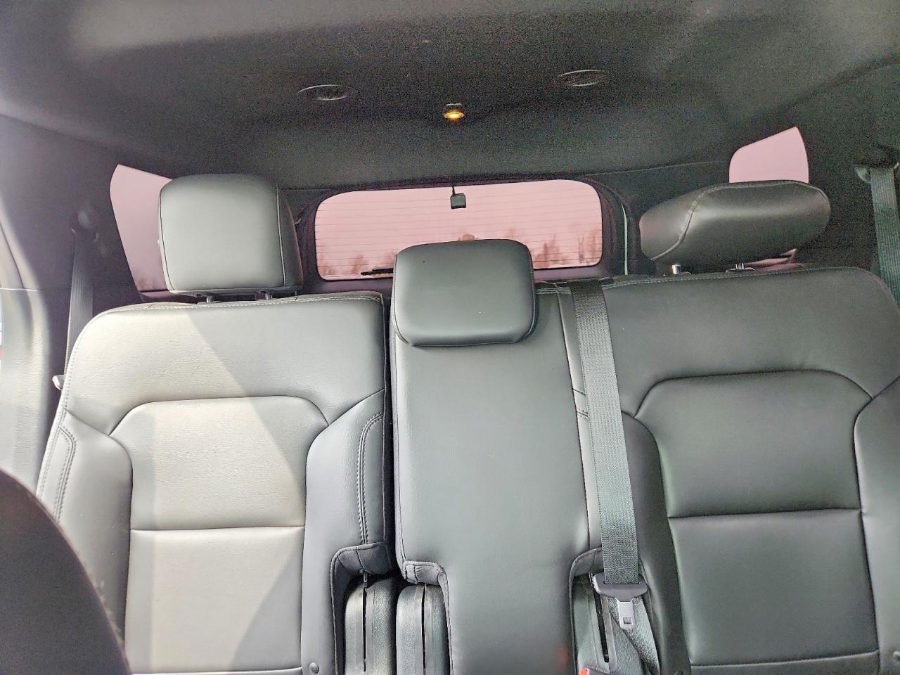 2019 FORD EXPLORER XLT photo 10