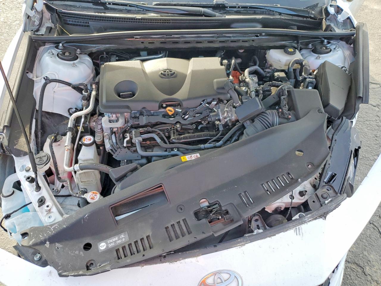 2025 TOYOTA CAMRY LE photo 31