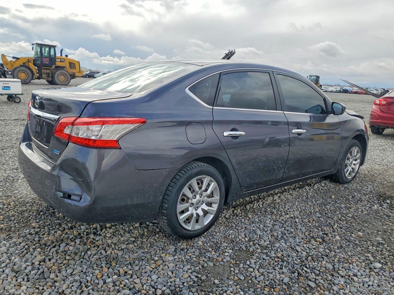 2013 NISSAN SENTRA S photo 3
