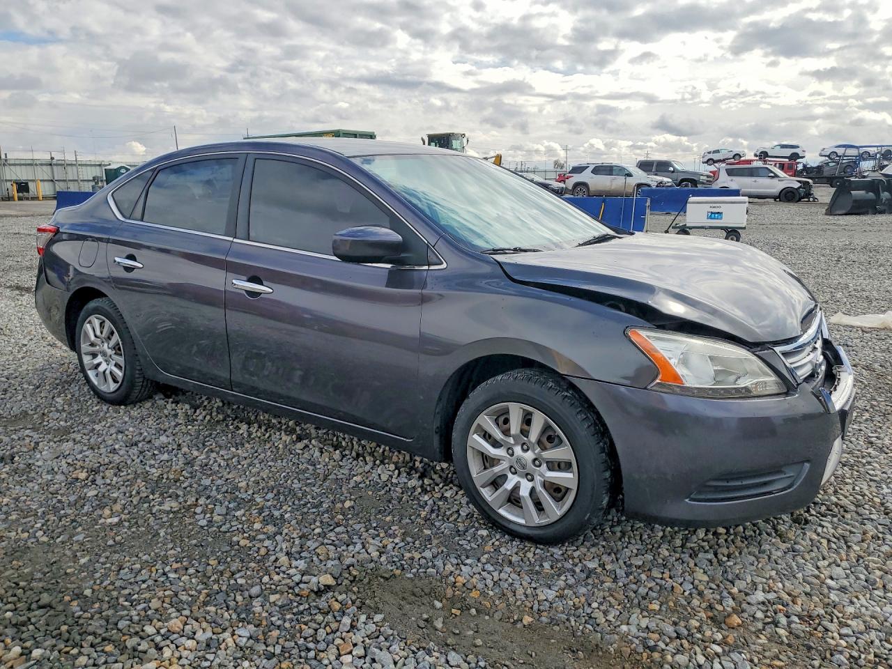 2013 NISSAN SENTRA S photo 4