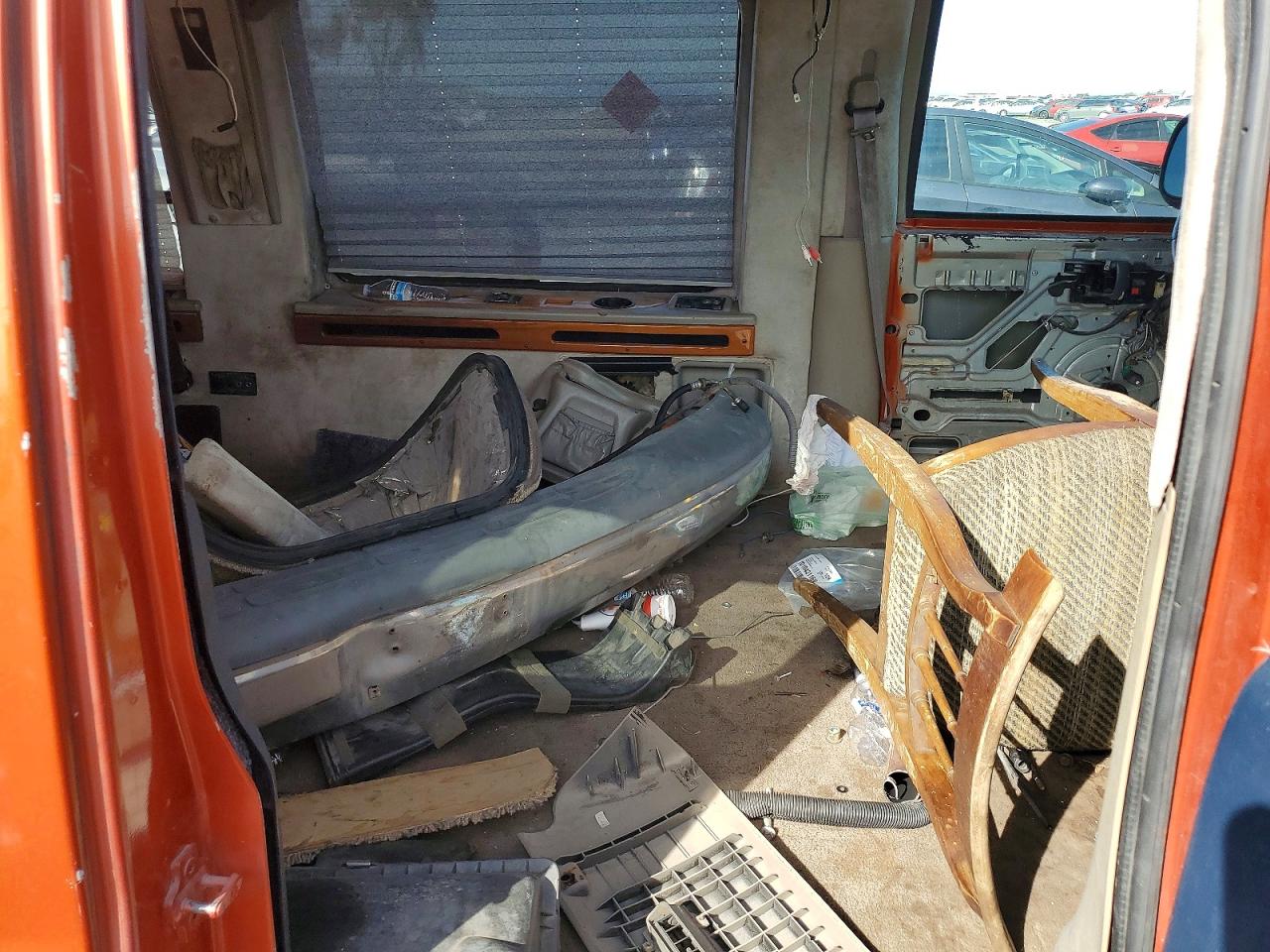 1999 GMC SAVANA RV G1500 photo 11
