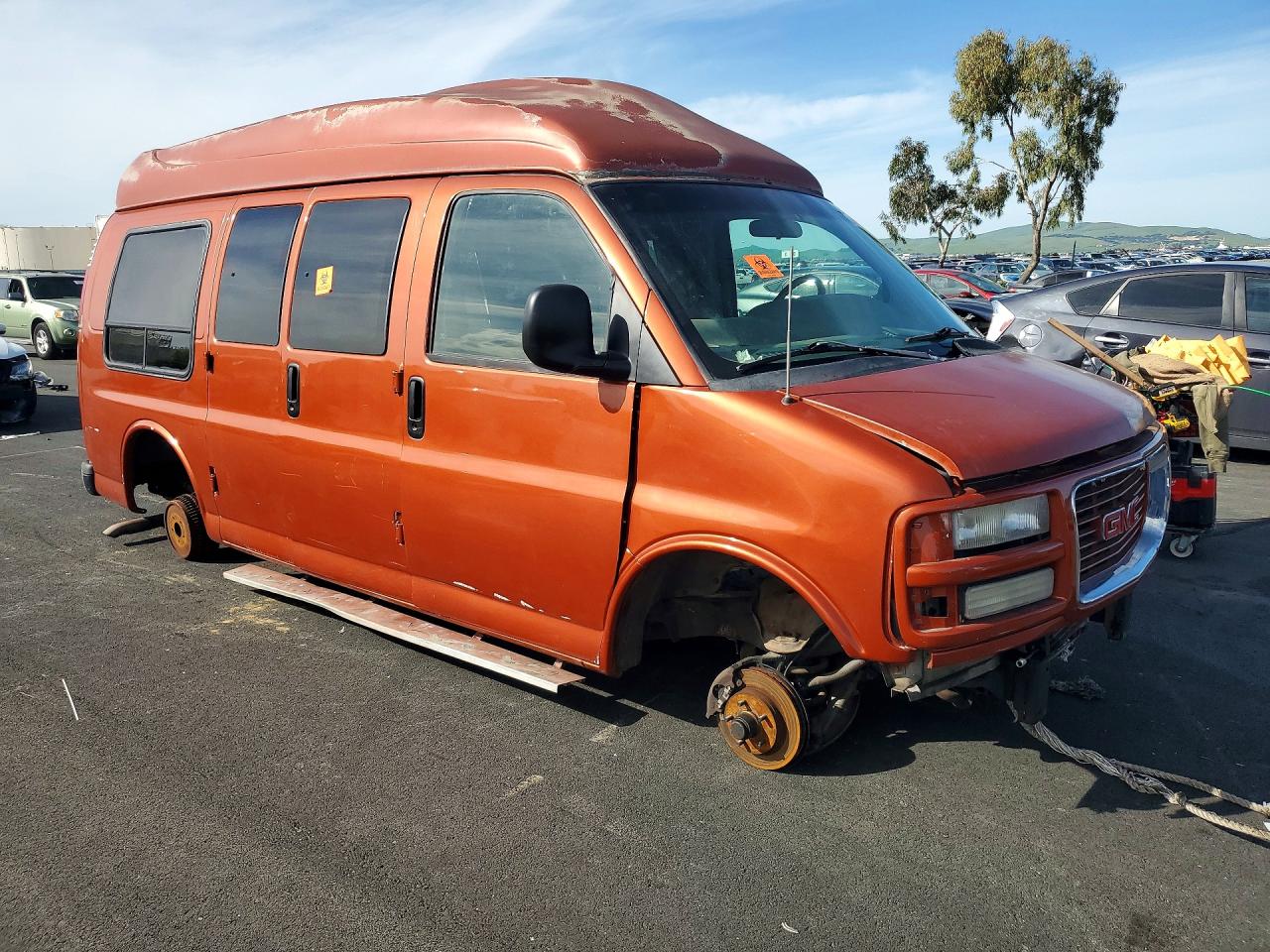 1999 GMC SAVANA RV G1500 photo 4