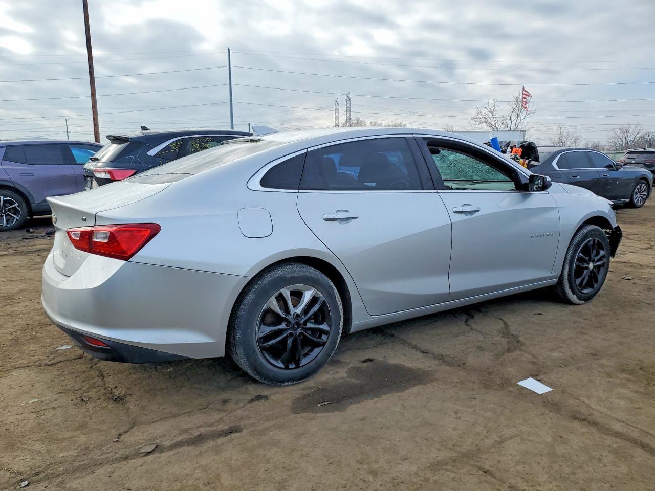 2018 CHEVROLET MALIBU LT photo 5
