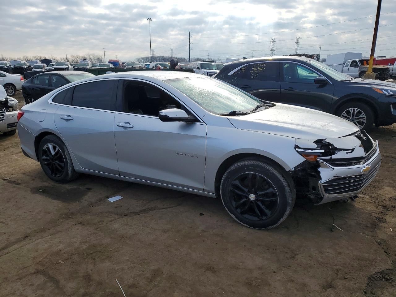 2018 CHEVROLET MALIBU LT photo 7