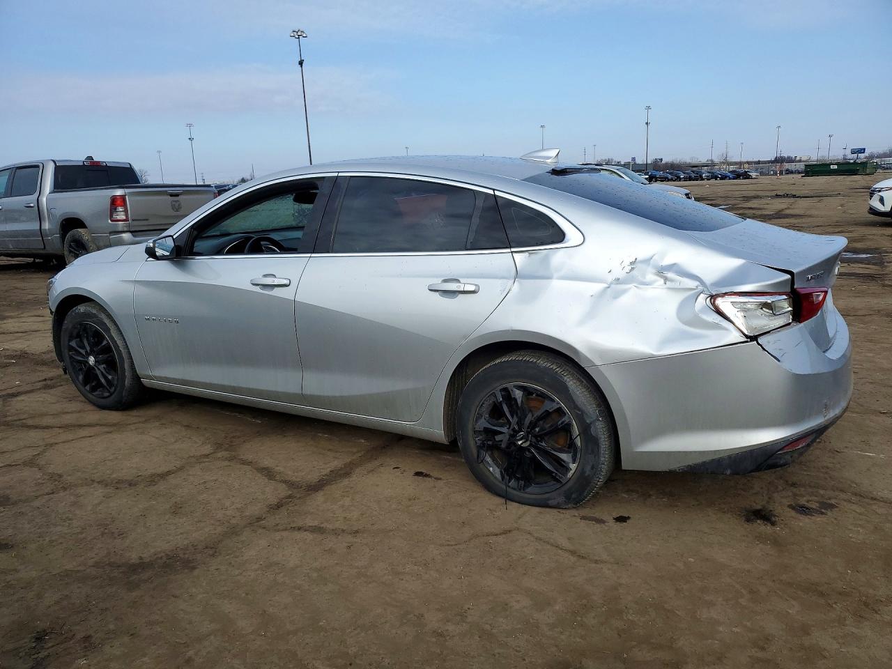 2018 CHEVROLET MALIBU LT photo 3