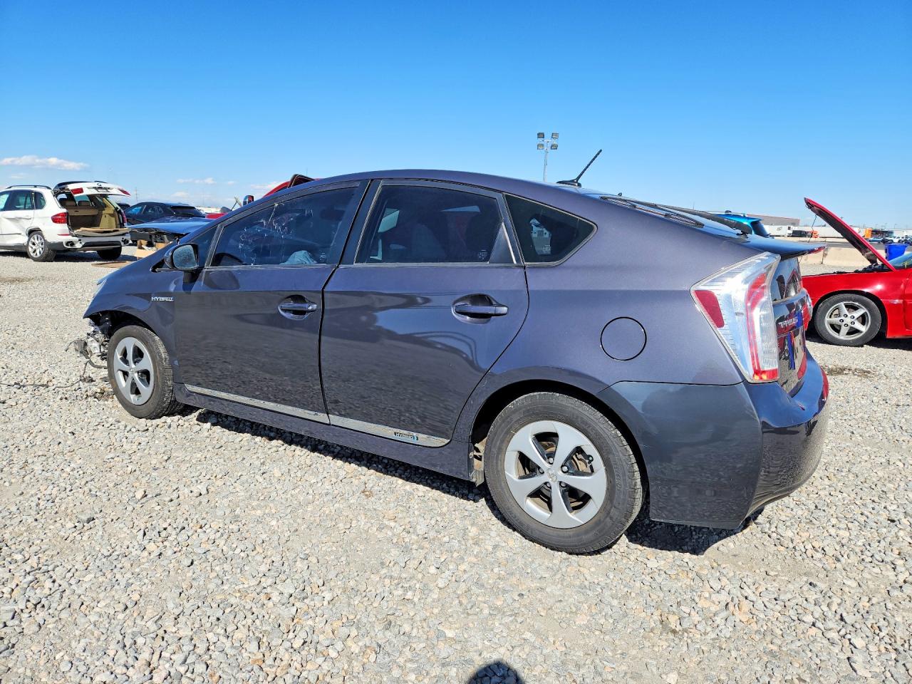 2012 TOYOTA PRIUS THREE photo 4