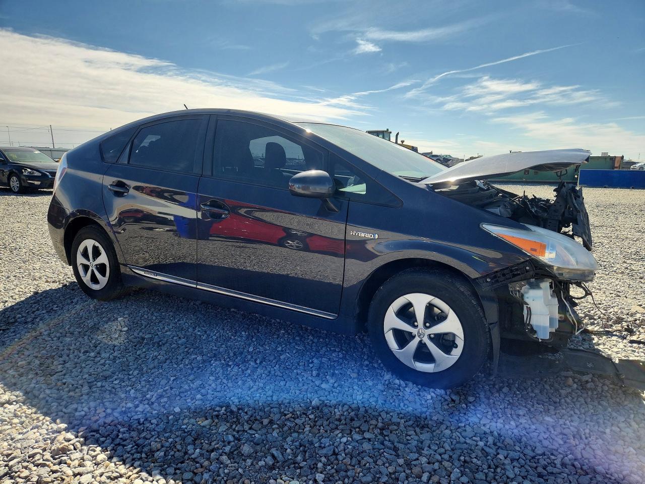 2012 TOYOTA PRIUS THREE photo 10