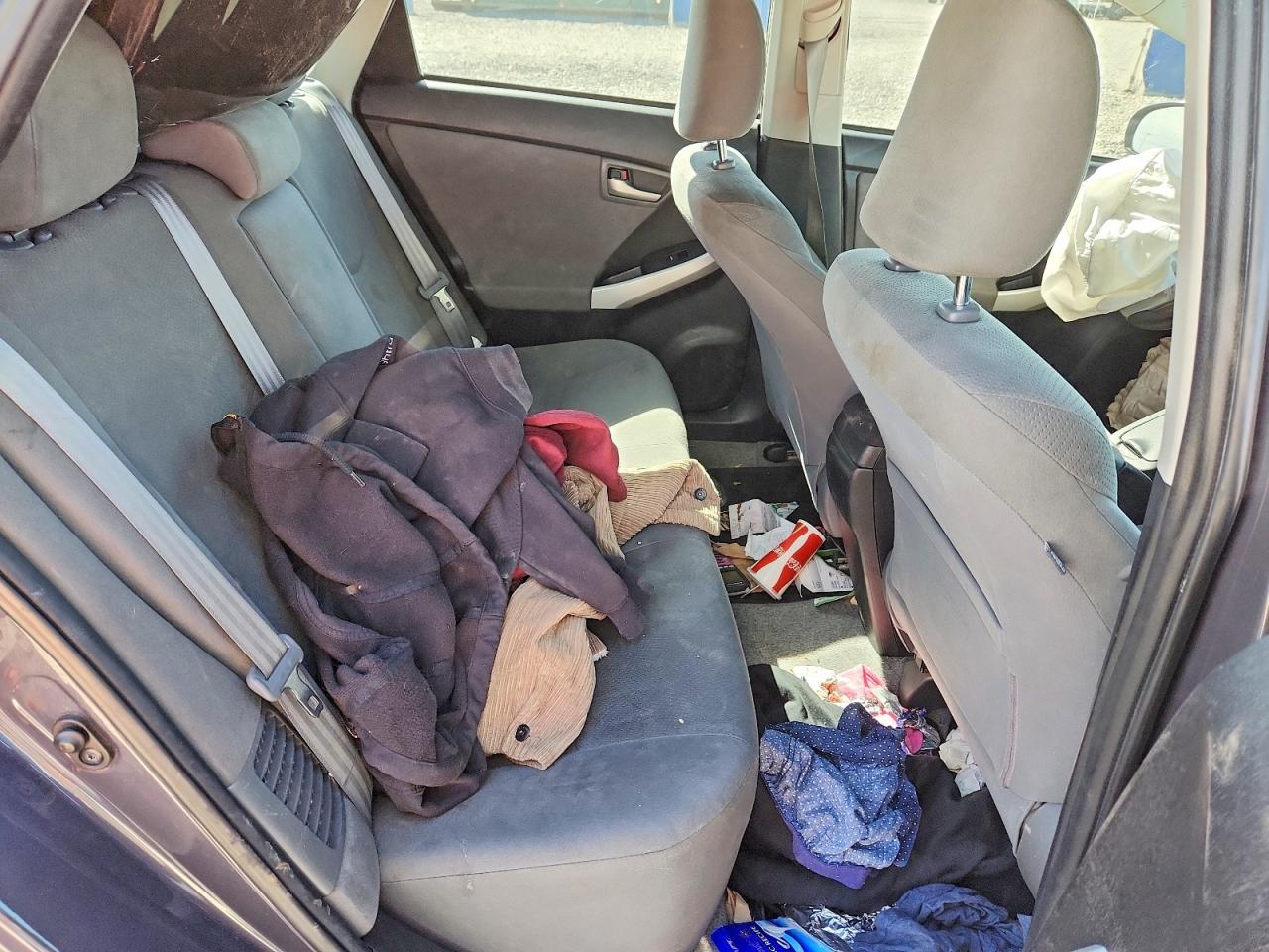 2012 TOYOTA PRIUS THREE photo 28