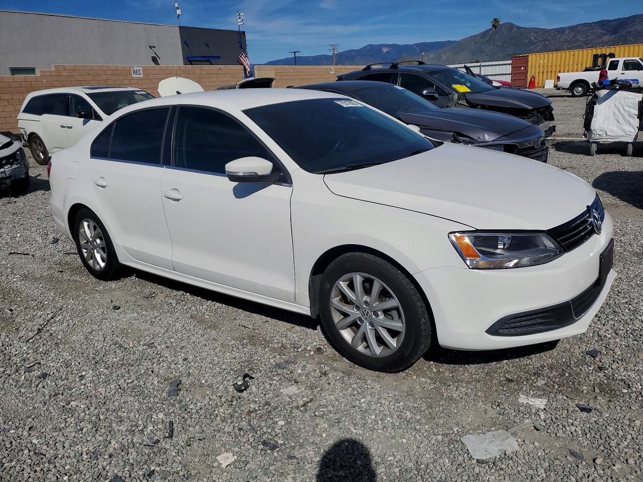2013 VOLKSWAGEN JETTA SE photo 7