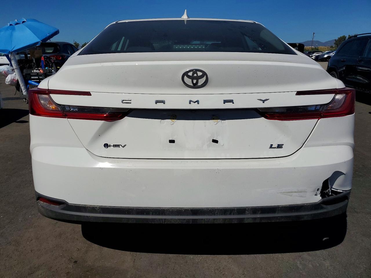 2025 TOYOTA CAMRY LE photo 16