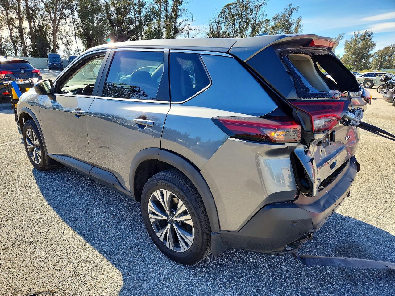 2023 NISSAN ROGUE SV photo 4