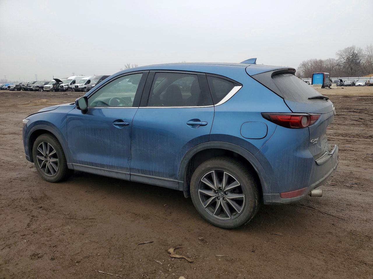 2017 MAZDA CX-5 GRAND TOURING photo 2