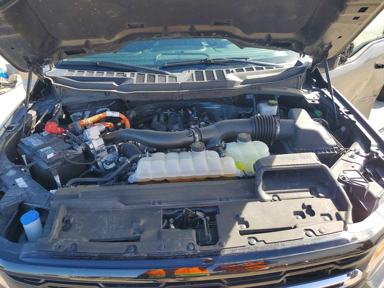 2024 FORD F150 XLT photo 21