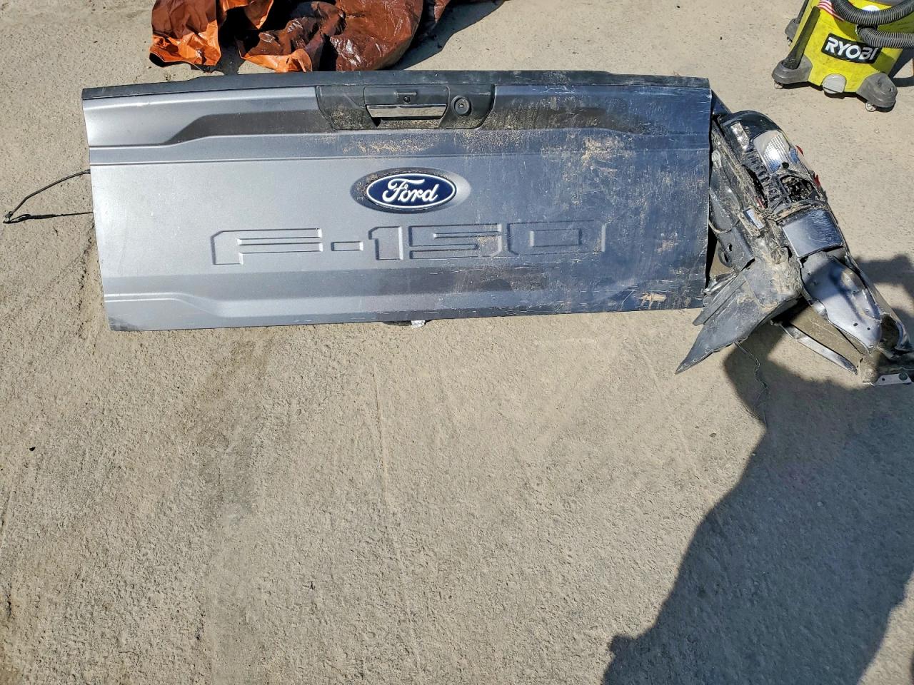 2024 FORD F150 XLT photo 23
