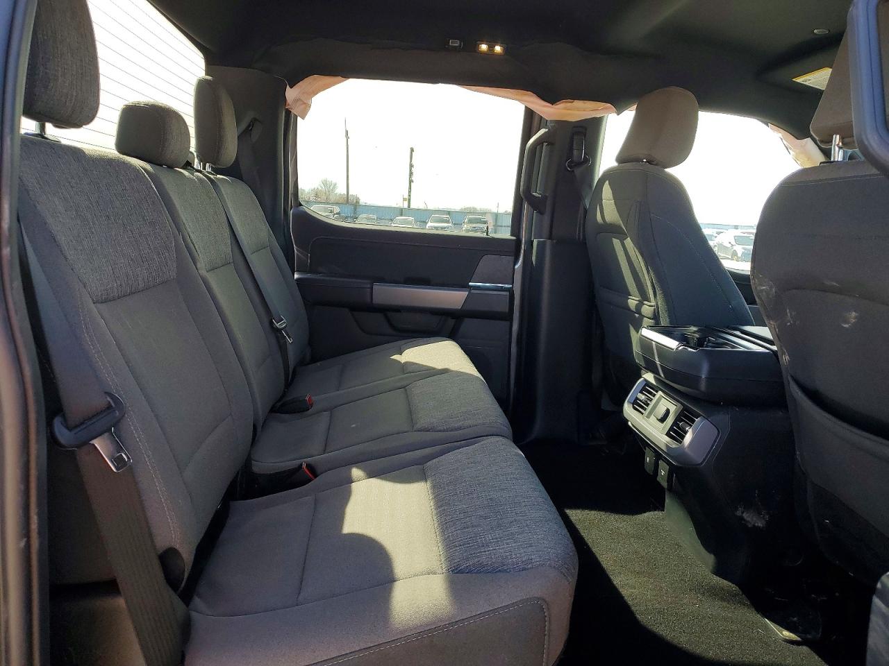 2024 FORD F150 XLT photo 19