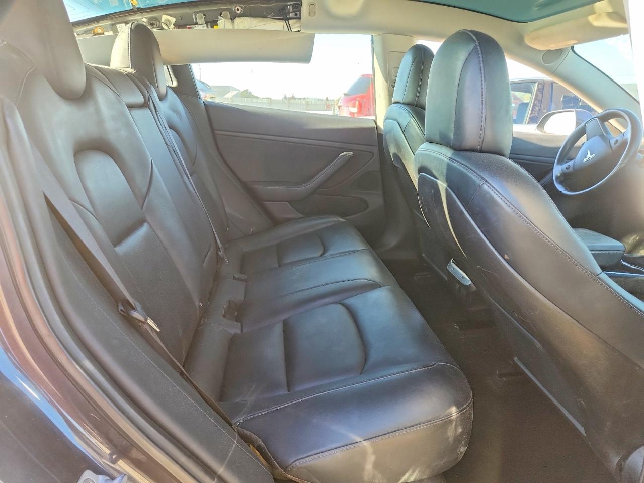 2018 TESLA MODEL 3 photo 10