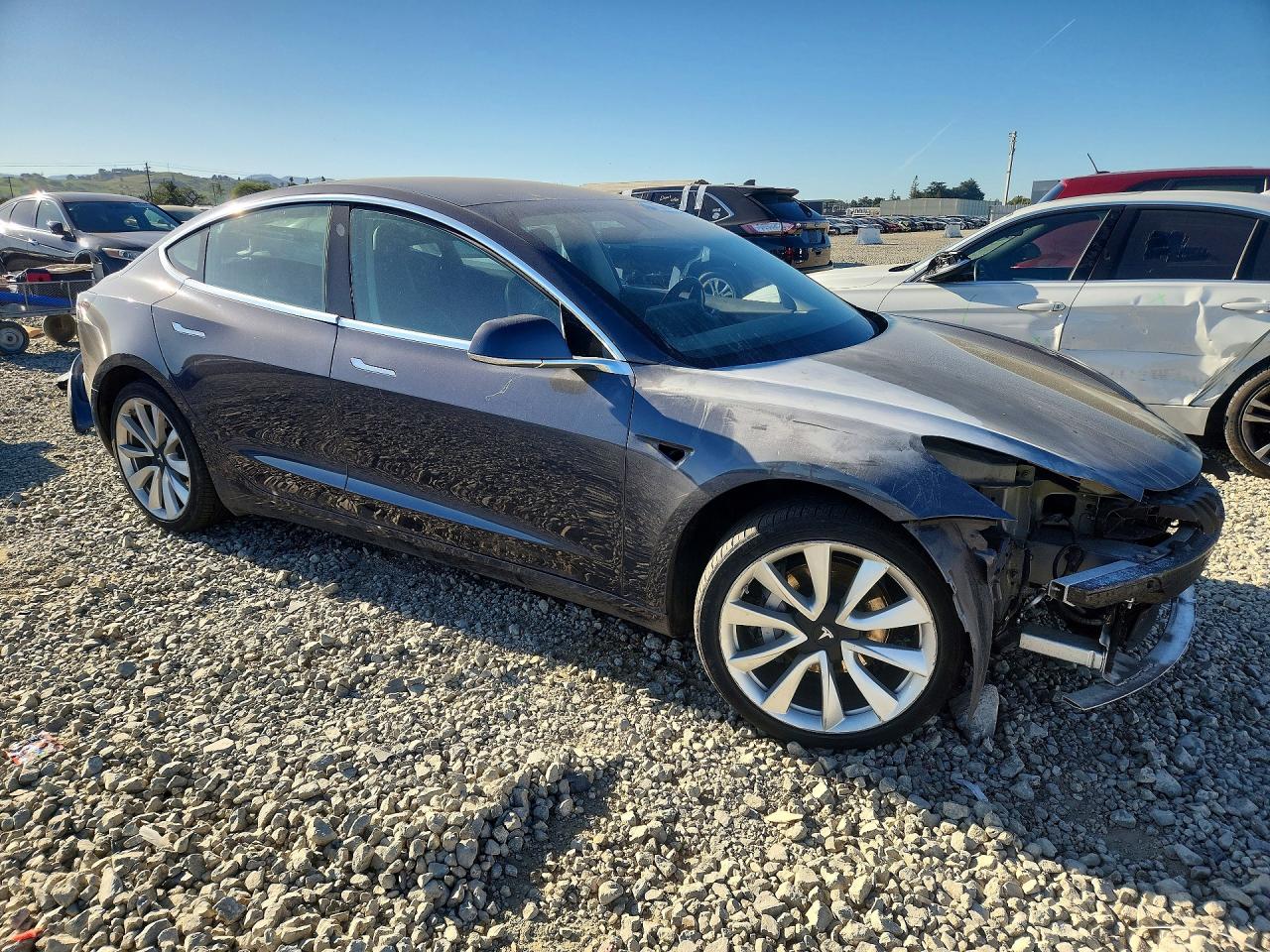 2018 TESLA MODEL 3 photo 4