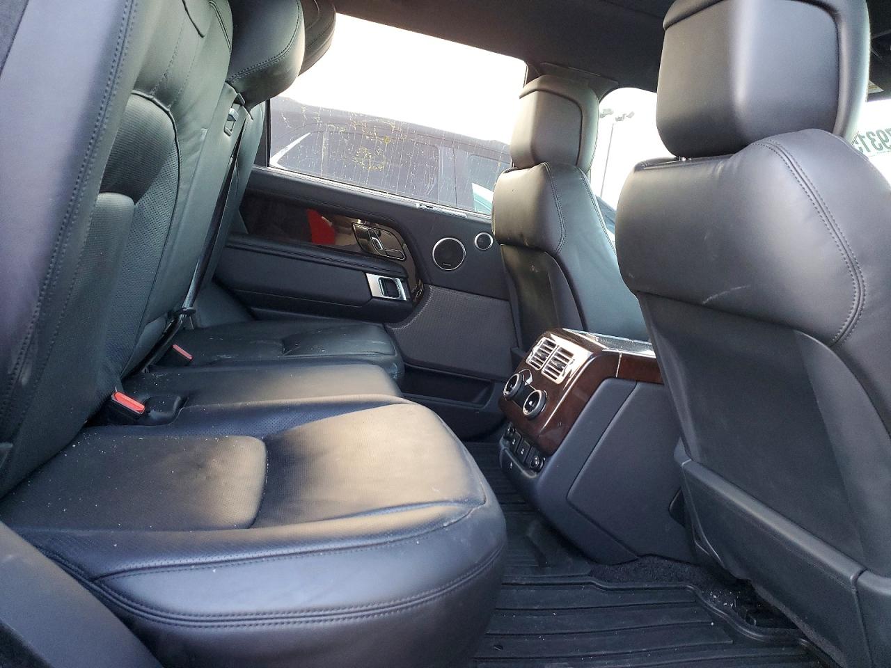 2020 LAND ROVER RANGE ROVER P525 HSE photo 10