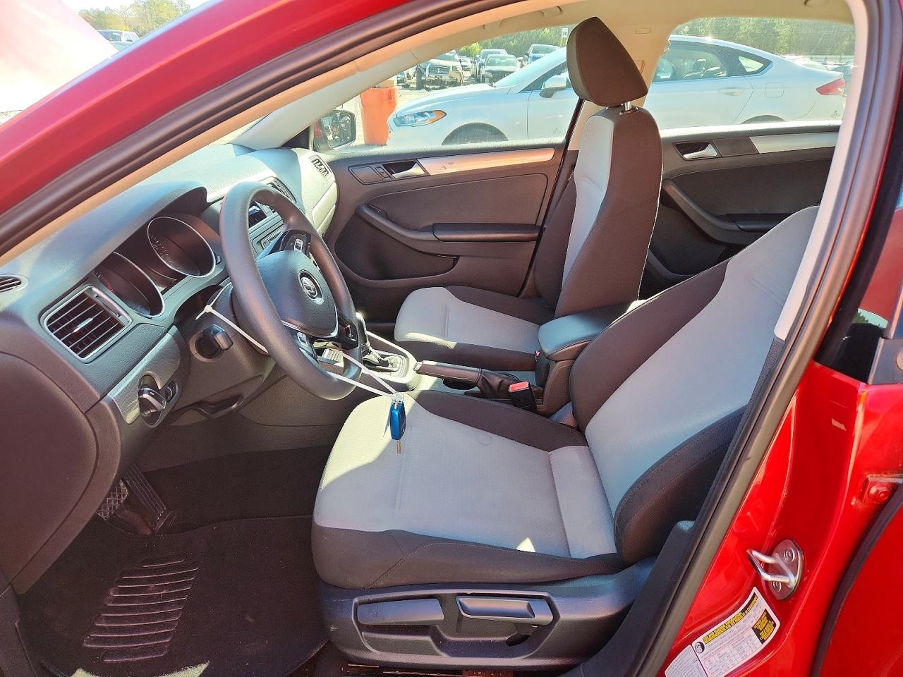 2017 VOLKSWAGEN JETTA S photo 7