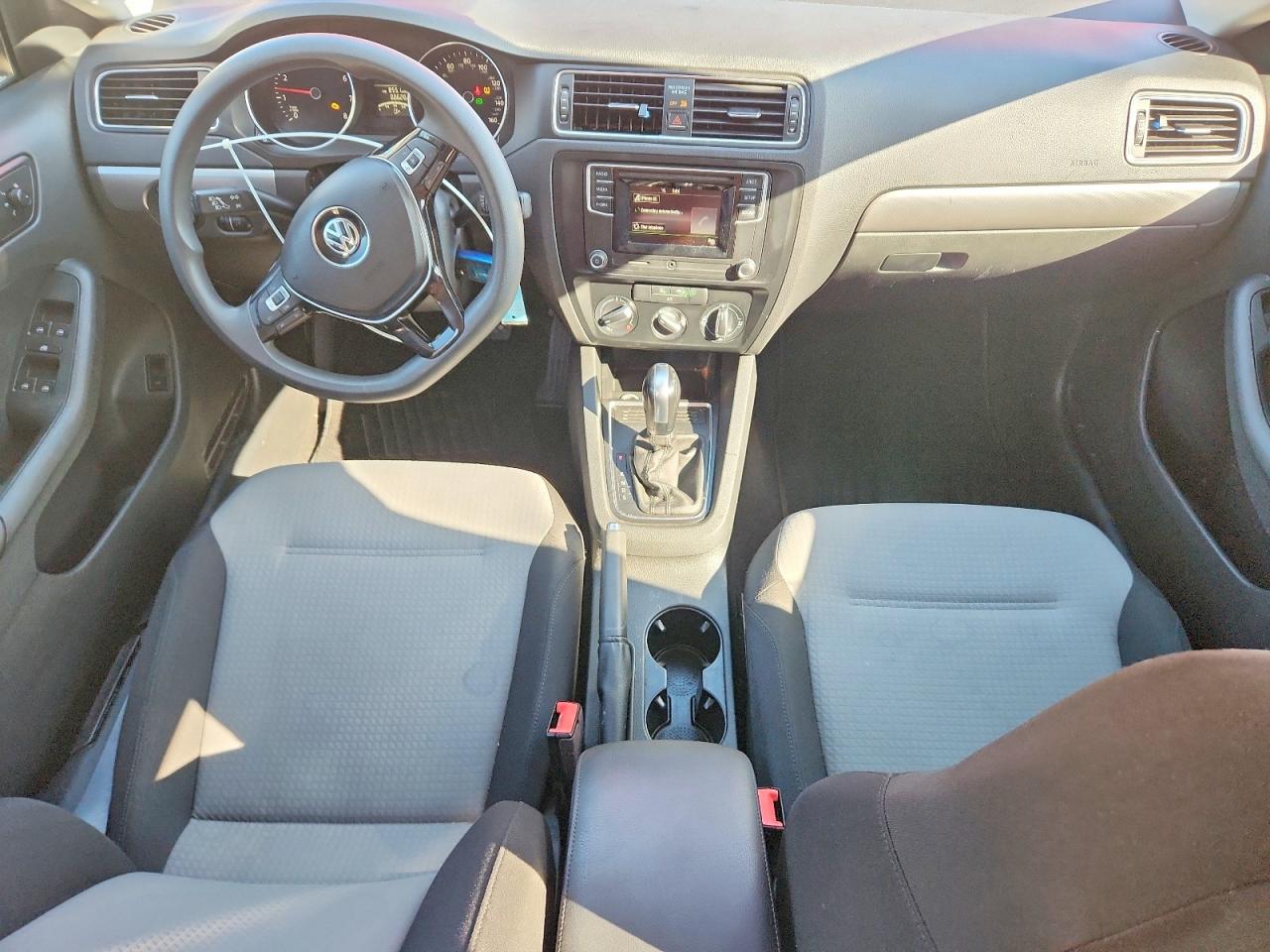 2017 VOLKSWAGEN JETTA S photo 8
