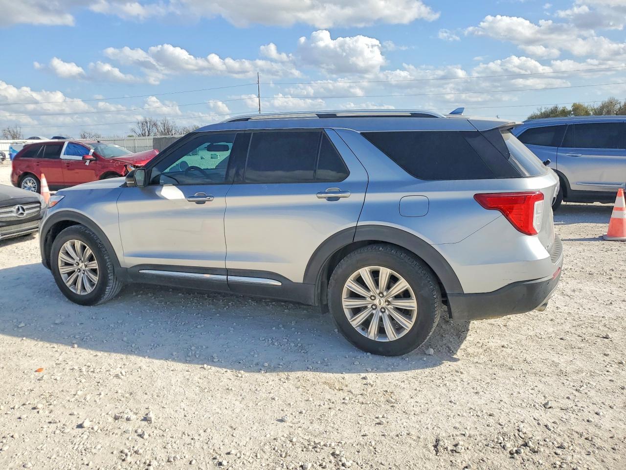 2020 FORD EXPLORER LIMITED photo 2