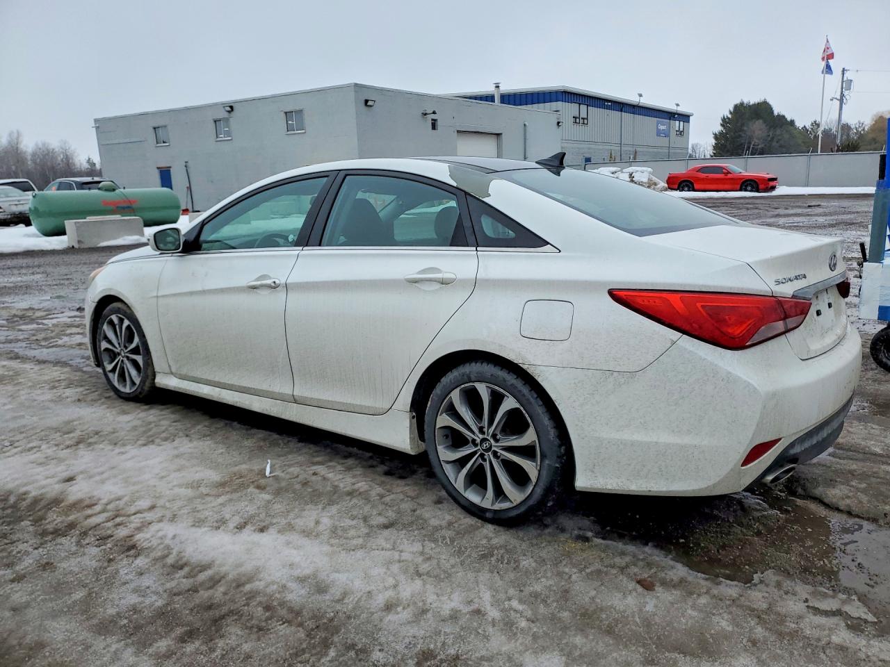 2014 HYUNDAI SONATA SE photo 2
