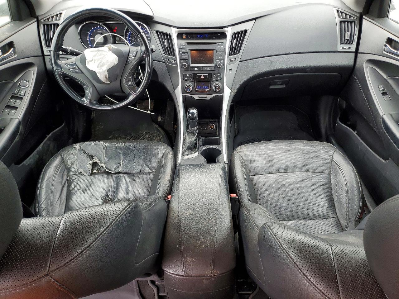 2014 HYUNDAI SONATA SE photo 8