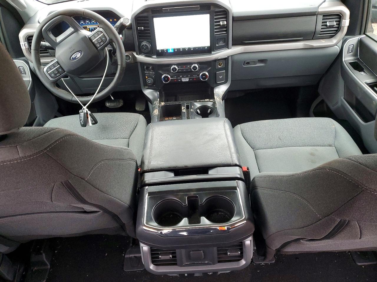 2025 FORD F150 XLT photo 22