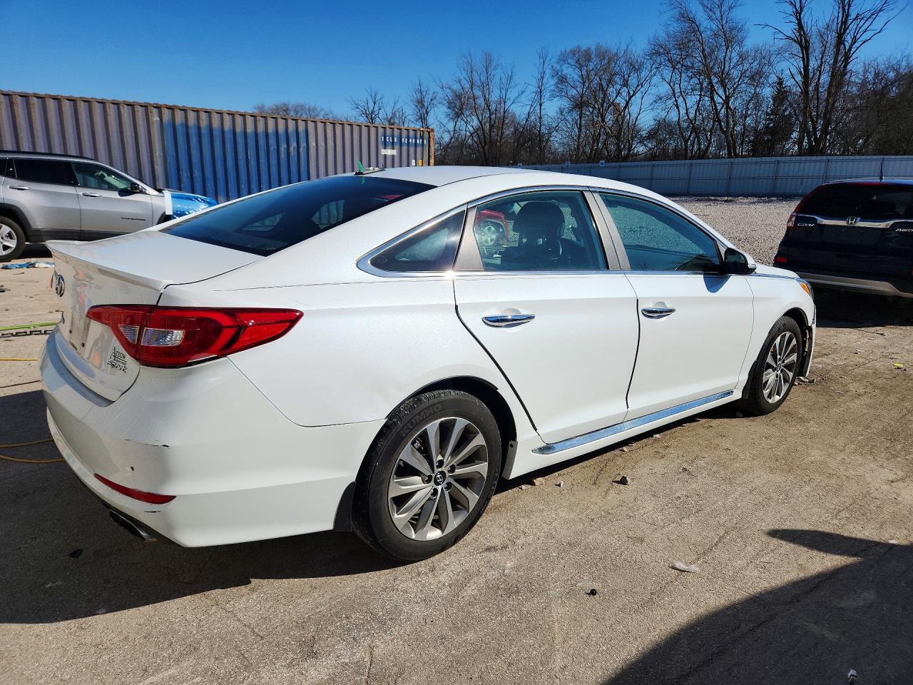 2015 HYUNDAI SONATA SPORT photo 3