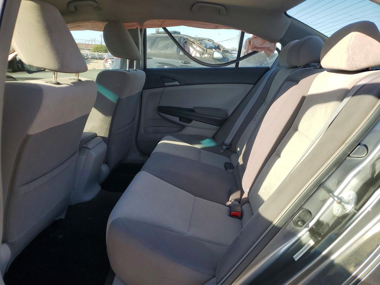 2009 HONDA ACCORD LXP photo 28