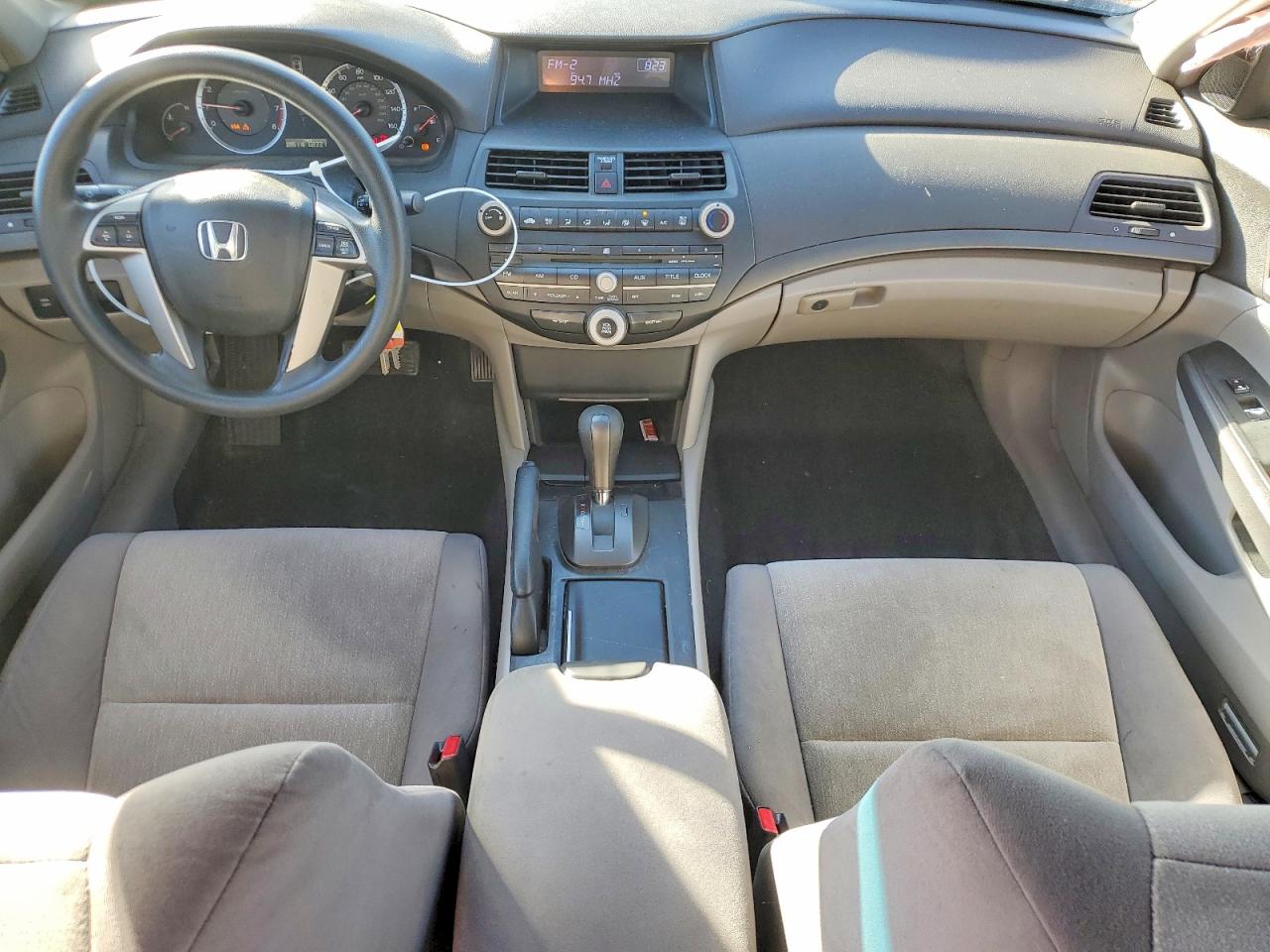 2009 HONDA ACCORD LXP photo 22