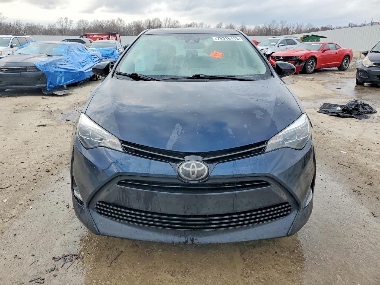 2017 TOYOTA COROLLA XLE photo 5