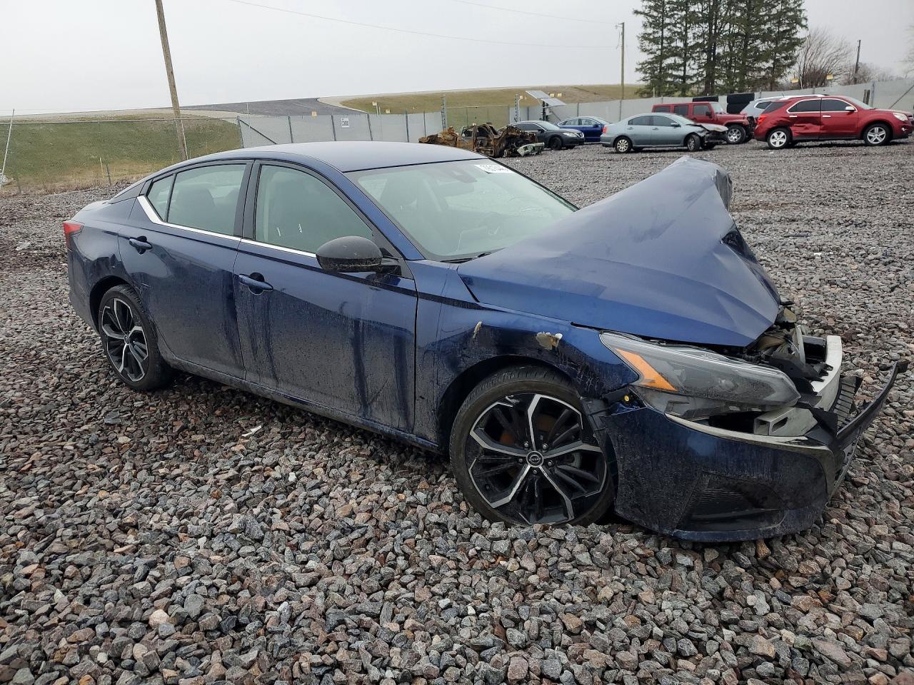 2024 NISSAN ALTIMA 2.5 SR photo 4