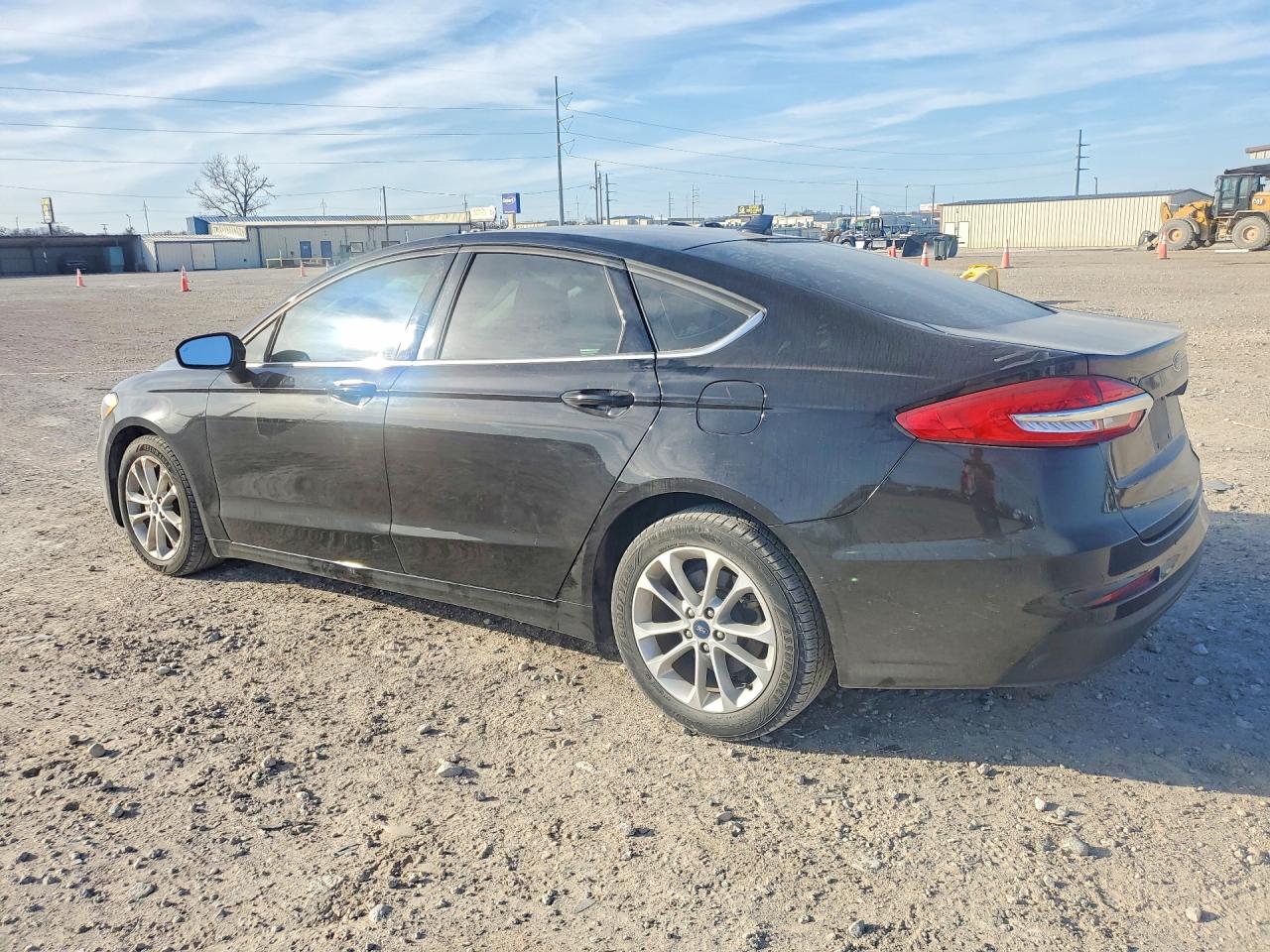 2020 FORD FUSION SE photo 2