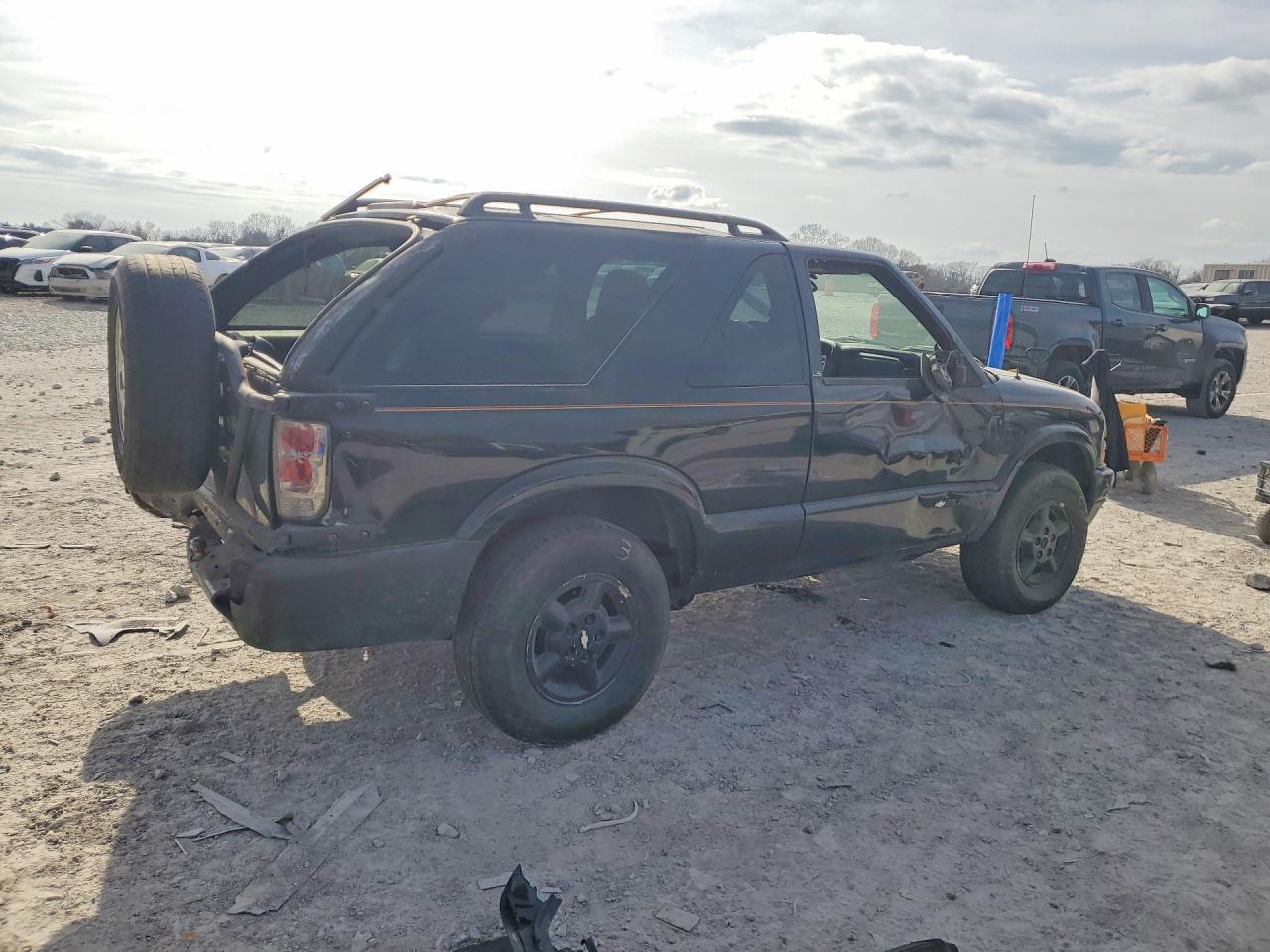 2000 CHEVROLET BLAZER photo 3
