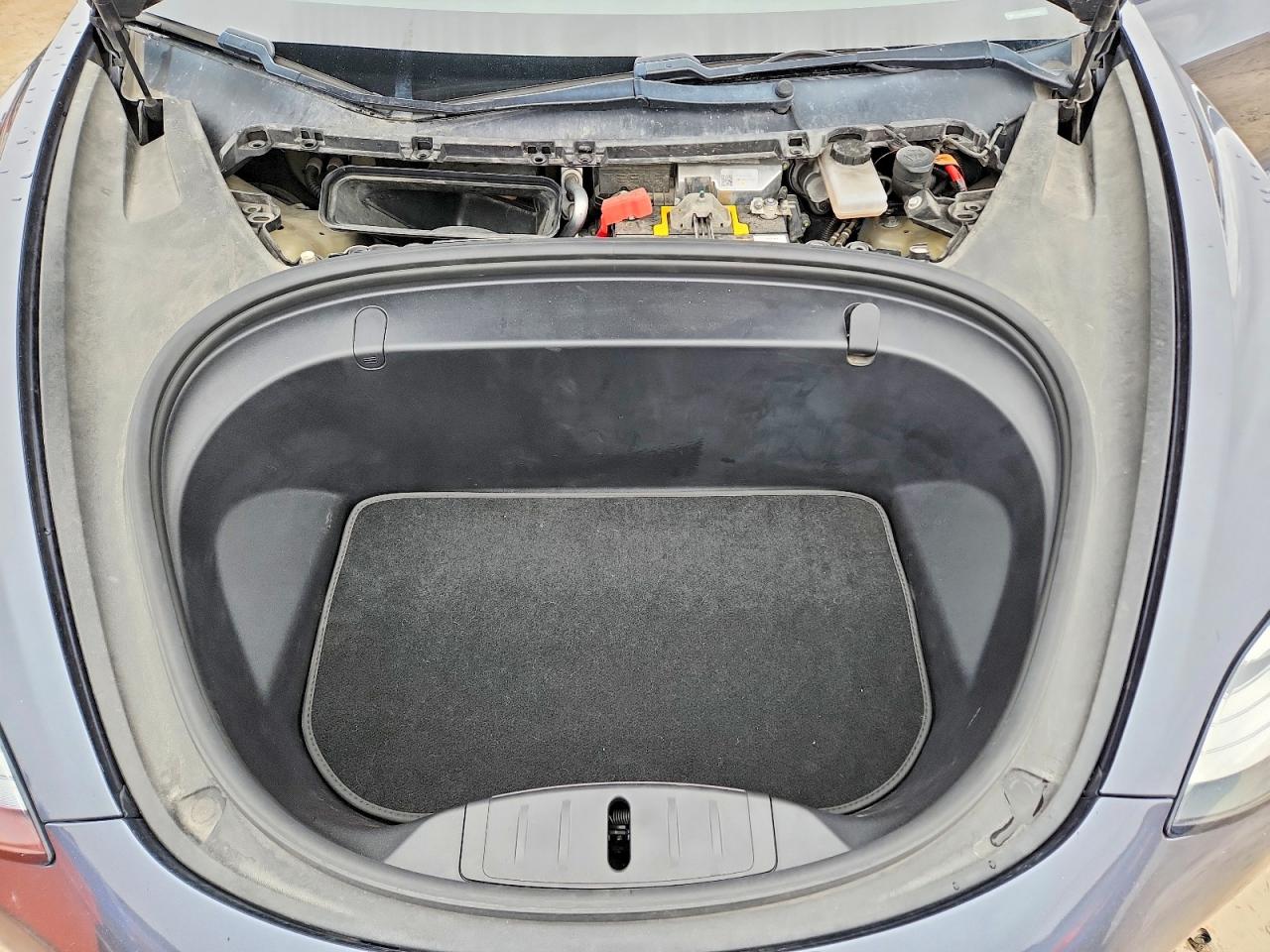 2018 TESLA MODEL 3 photo 21