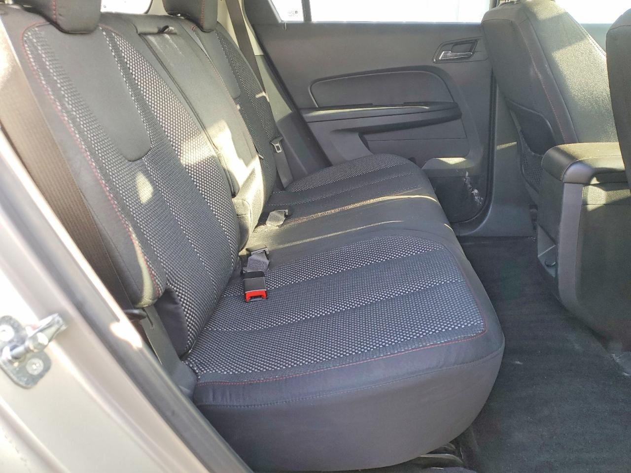 2015 GMC TERRAIN SLE photo 11